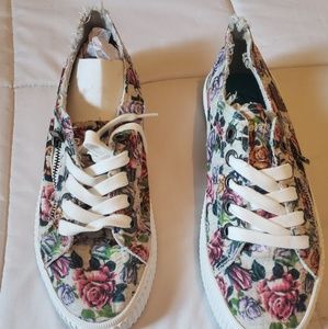 Blowfish Sneakers Floral